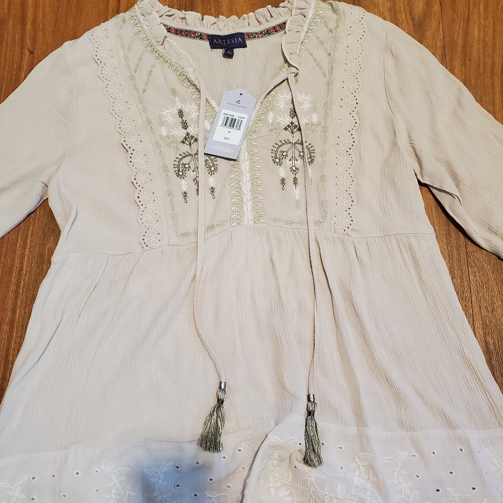 Nwt artesia shirt